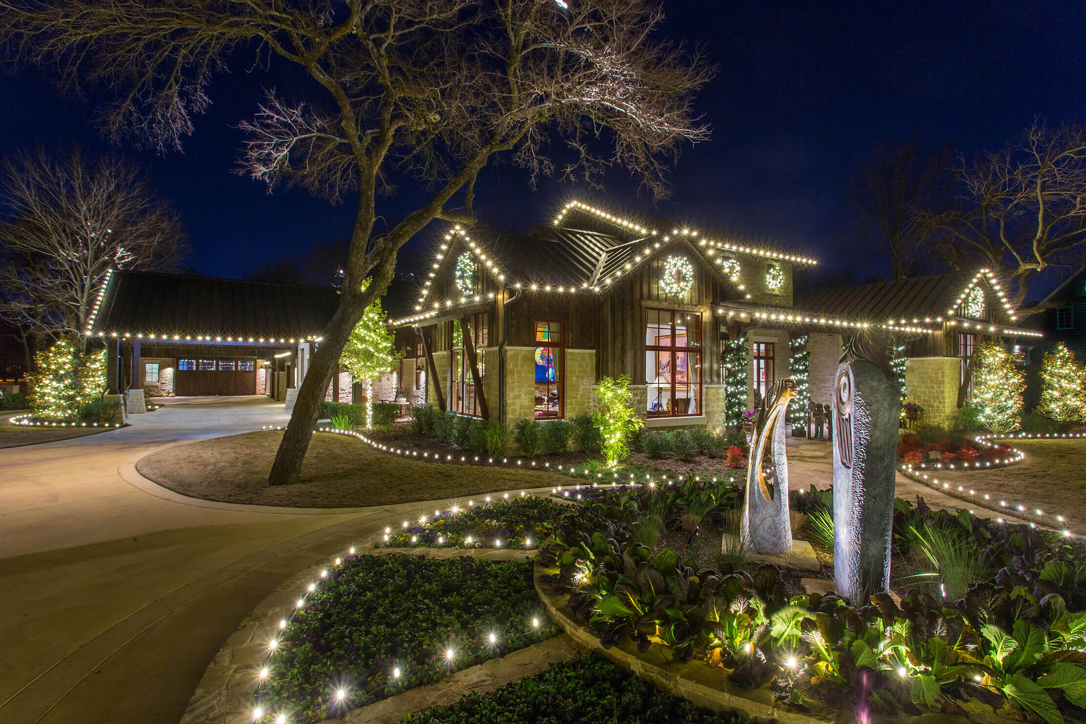 Residential Christmas Lighting